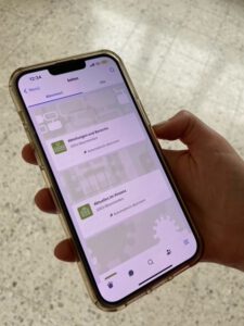 App für Mitarbeitende auf dem Smartphone